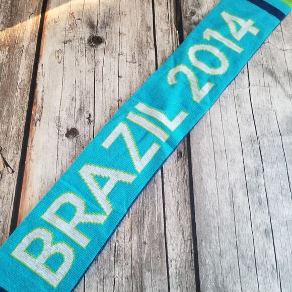 Liberty United Soccer Club Scarf - Picture 4 of 6